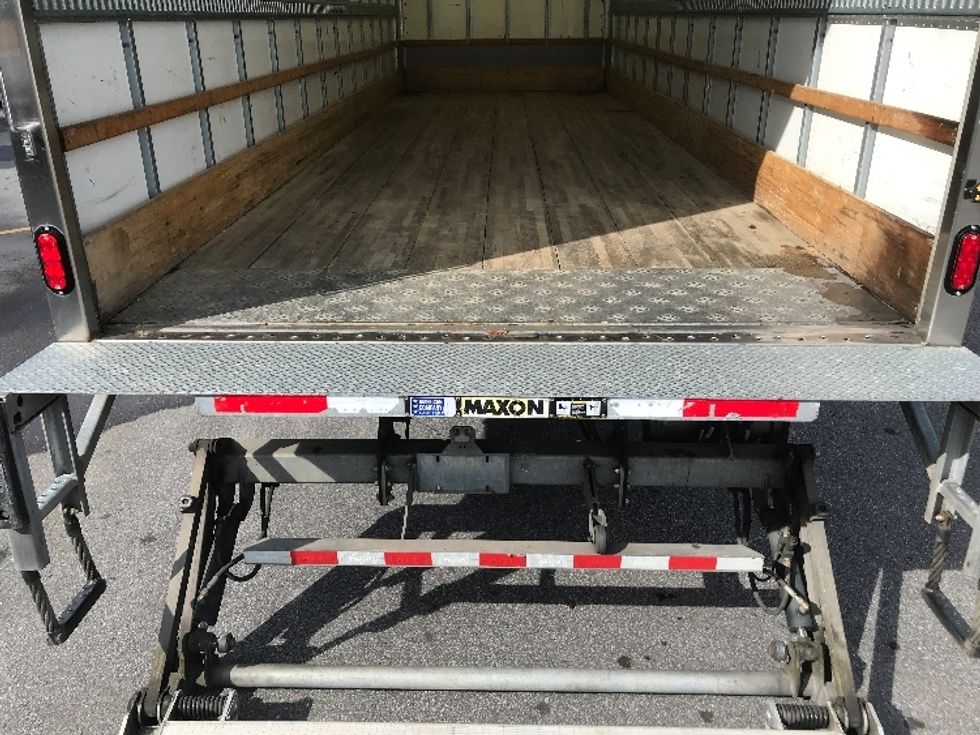 Medium Duty Box Truck-Light and Medium Duty Trucks-International-2022-MV607-Norcross-GA-107,066\n\t\tmiles-$ 79,500 - Image 10