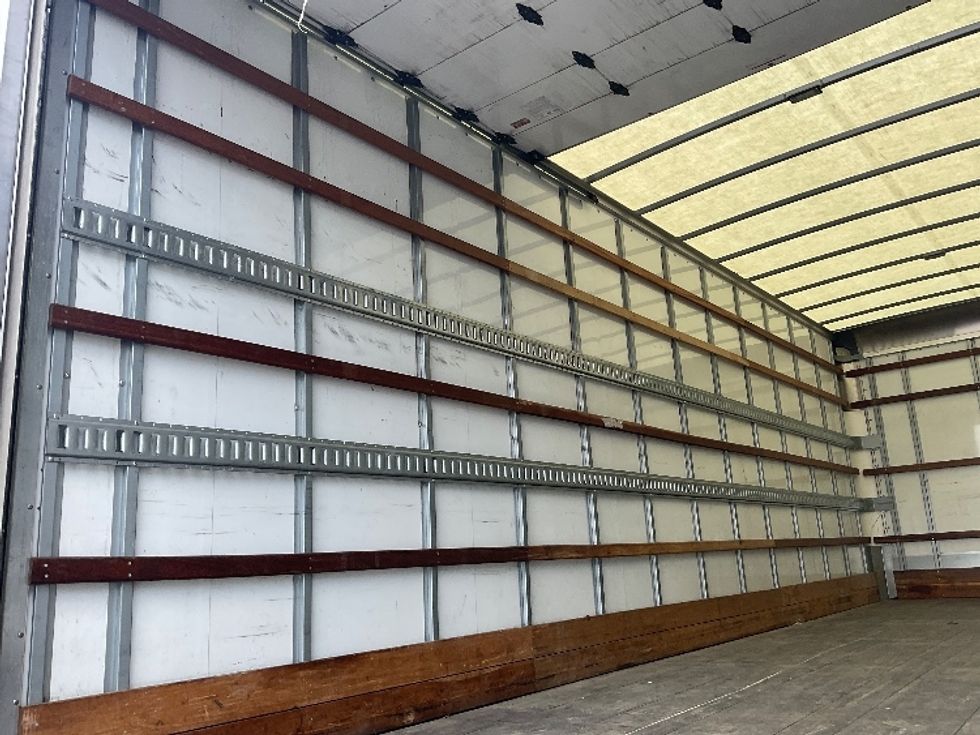 Medium Duty Box Truck-Light and Medium Duty Trucks-International-2022-MV607-Norcross-GA-108,554\n\t\tmiles-$ 79,250 - Image 11