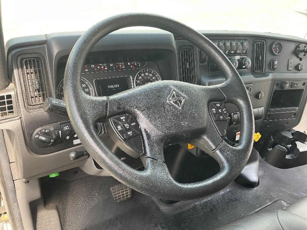 Medium Duty Box Truck-Light and Medium Duty Trucks-International-2022-MV607-Norcross-GA-108,554\n\t\tmiles-$ 79,250 - Image 17