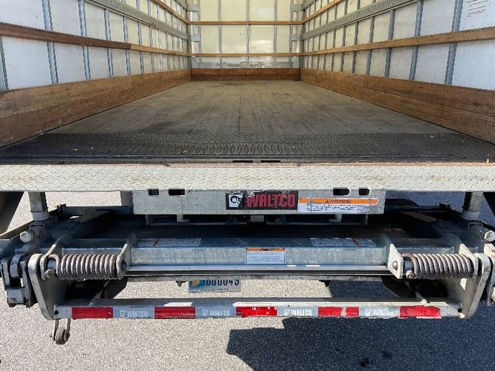 Medium Duty Box Truck-Light and Medium Duty Trucks-International-2022-MV607-Norcross-GA-127,911\n\t\tmiles-$ 75,250 - Image 10
