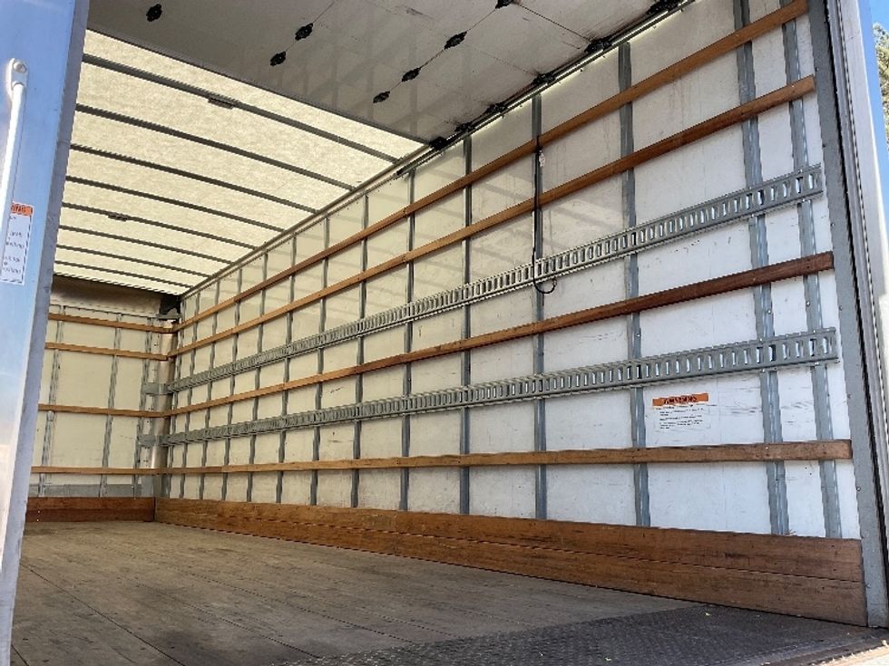 Medium Duty Box Truck-Light and Medium Duty Trucks-International-2022-MV607-Norcross-GA-127,911\n\t\tmiles-$ 75,250 - Image 12