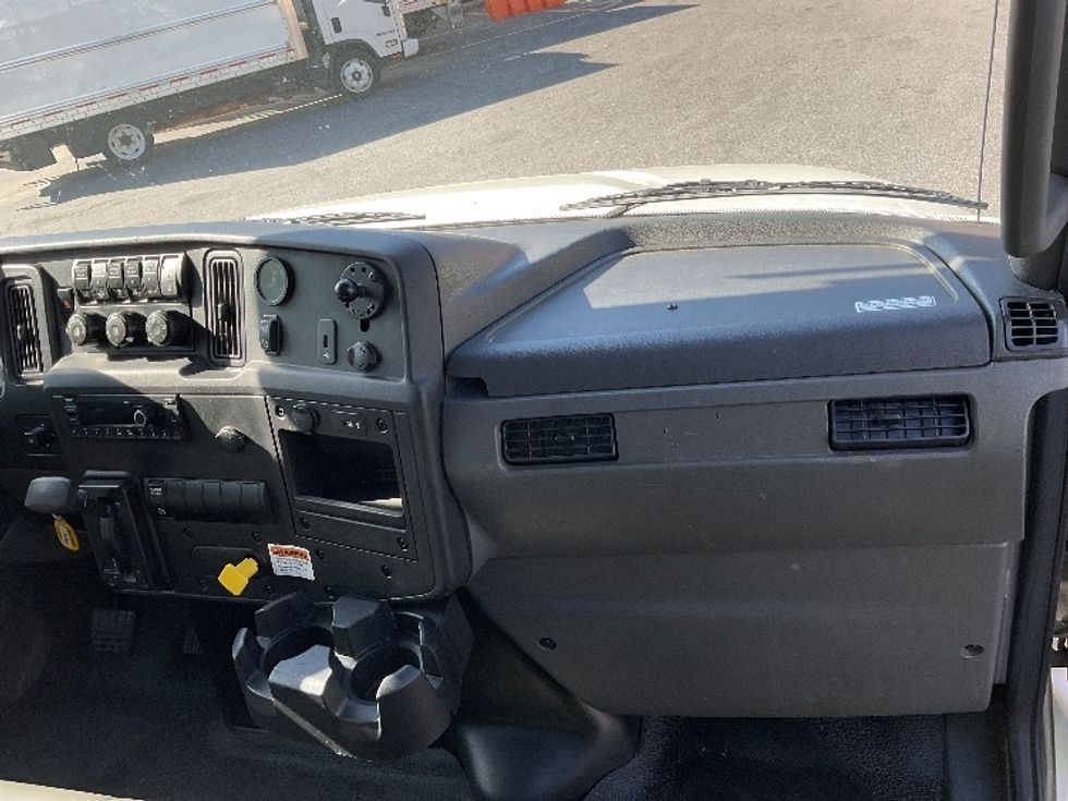 Medium Duty Box Truck-Light and Medium Duty Trucks-International-2022-MV607-Norcross-GA-127,911\n\t\tmiles-$ 75,250 - Image 18