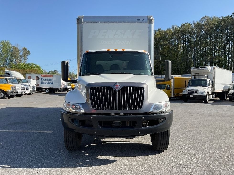 Medium Duty Box Truck-Light and Medium Duty Trucks-International-2022-MV607-Norcross-GA-127,911\n\t\tmiles-$ 75,250 - Image 2