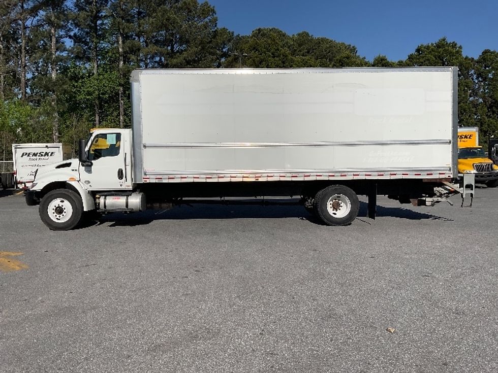 Medium Duty Box Truck-Light and Medium Duty Trucks-International-2022-MV607-Norcross-GA-127,911\n\t\tmiles-$ 75,250 - Image 4