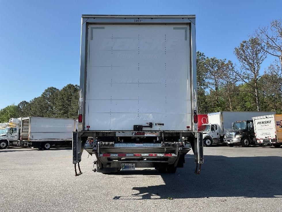 Medium Duty Box Truck-Light and Medium Duty Trucks-International-2022-MV607-Norcross-GA-127,911\n\t\tmiles-$ 75,250 - Image 7