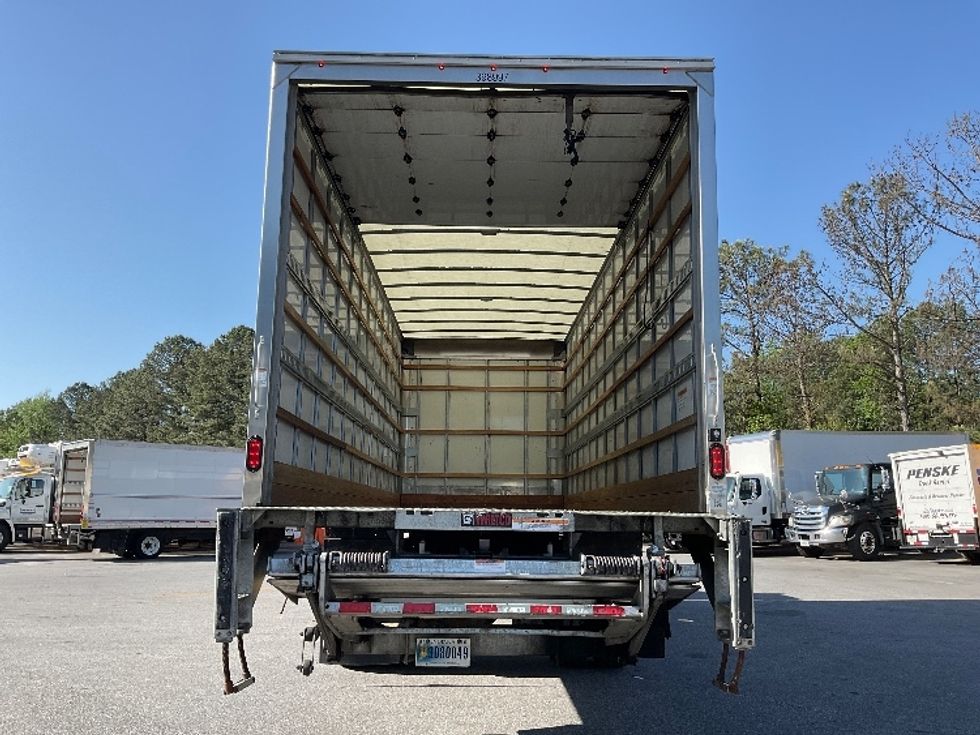 Medium Duty Box Truck-Light and Medium Duty Trucks-International-2022-MV607-Norcross-GA-127,911\n\t\tmiles-$ 75,250 - Image 8