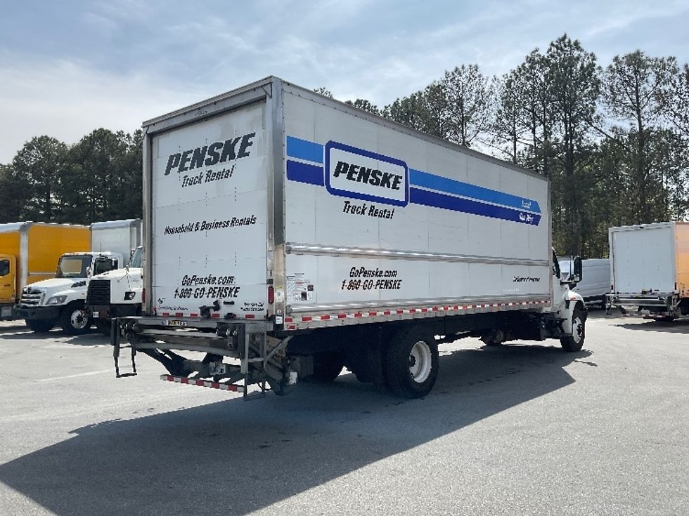 Medium Duty Box Truck-Light and Medium Duty Trucks-International-2022-MV607-Norcross-GA-129,216\n\t\tmiles-$ 75,000 - Image 13
