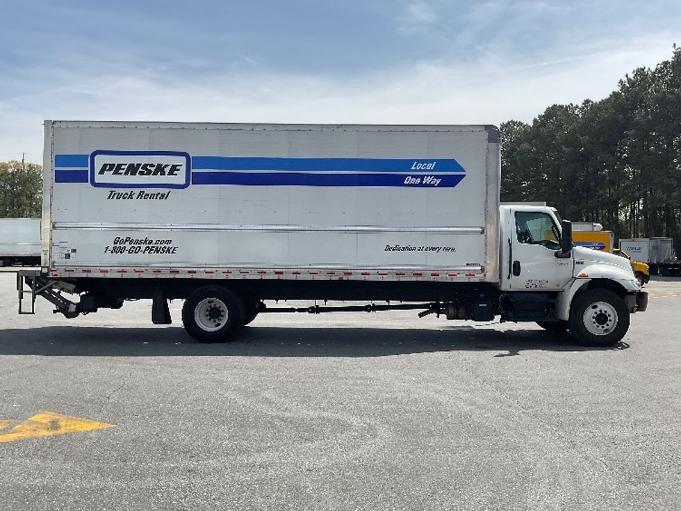 Medium Duty Box Truck-Light and Medium Duty Trucks-International-2022-MV607-Norcross-GA-129,216\n\t\tmiles-$ 75,000 - Image 15