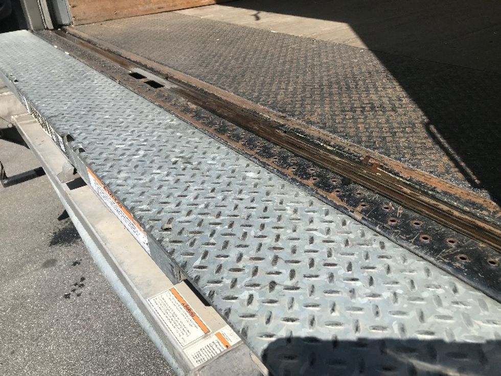 Medium Duty Box Truck-Light and Medium Duty Trucks-International-2022-MV607-Norcross-GA-138,927\n\t\tmiles-$ 73,250 - Image 10