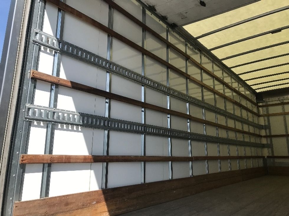 Medium Duty Box Truck-Light and Medium Duty Trucks-International-2022-MV607-Norcross-GA-138,927\n\t\tmiles-$ 73,250 - Image 11