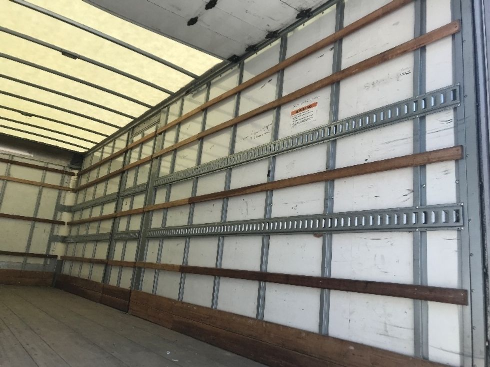 Medium Duty Box Truck-Light and Medium Duty Trucks-International-2022-MV607-Norcross-GA-138,927\n\t\tmiles-$ 73,250 - Image 12