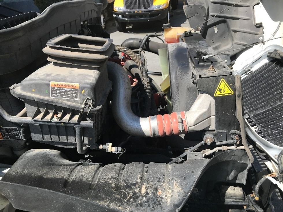 Medium Duty Box Truck-Light and Medium Duty Trucks-International-2022-MV607-Norcross-GA-138,927\n\t\tmiles-$ 73,250 - Image 23