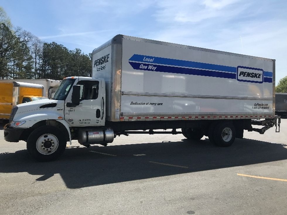 Medium Duty Box Truck-Light and Medium Duty Trucks-International-2022-MV607-Norcross-GA-138,927\n\t\tmiles-$ 73,250 - Image 4