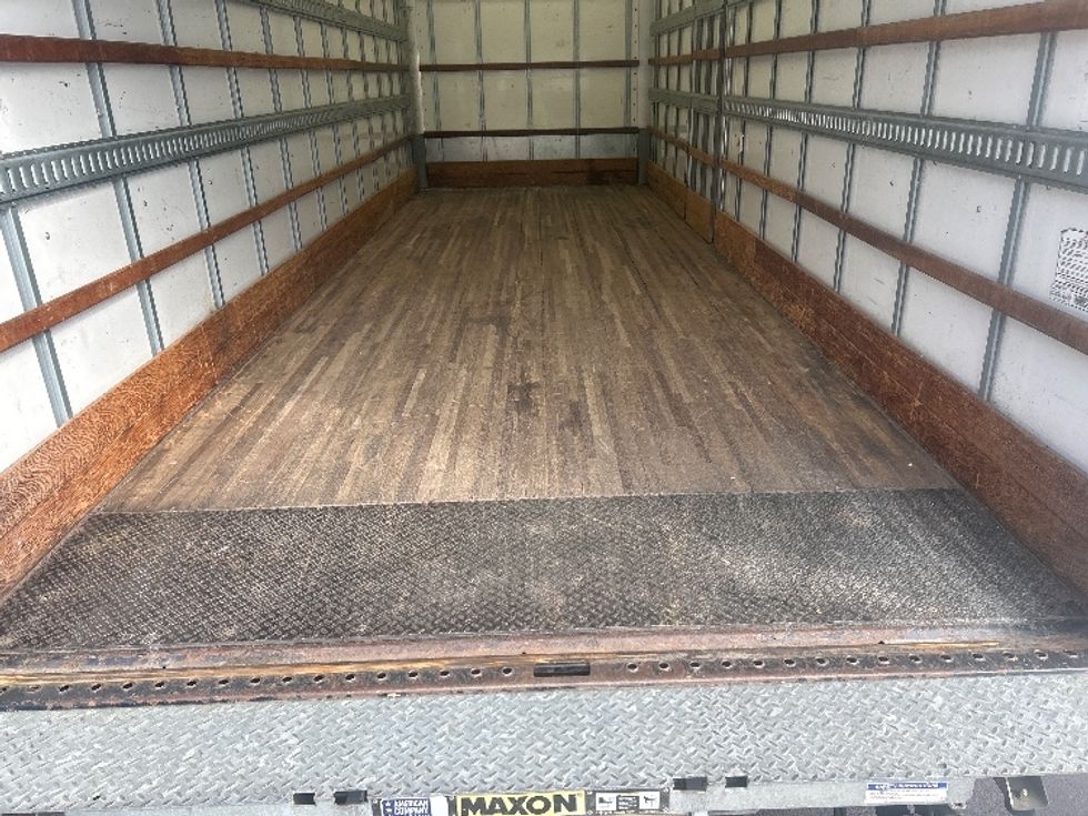 Medium Duty Box Truck-Light and Medium Duty Trucks-International-2022-MV607-Norcross-GA-140,350\n\t\tmiles-$ 71,500 - Image 10