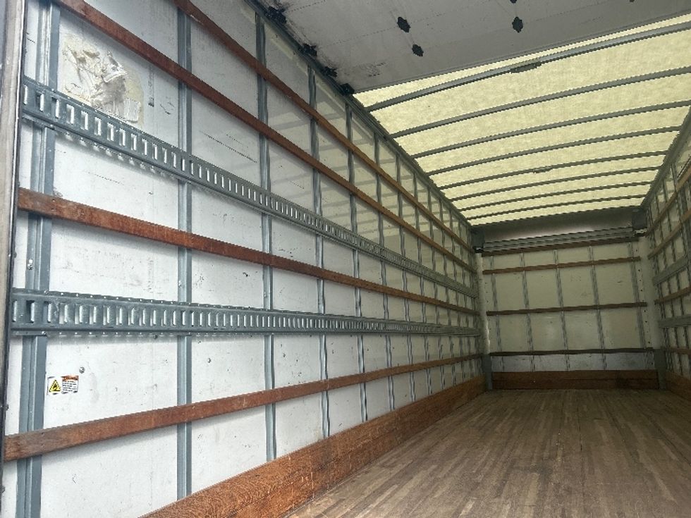 Medium Duty Box Truck-Light and Medium Duty Trucks-International-2022-MV607-Norcross-GA-140,350\n\t\tmiles-$ 71,500 - Image 11