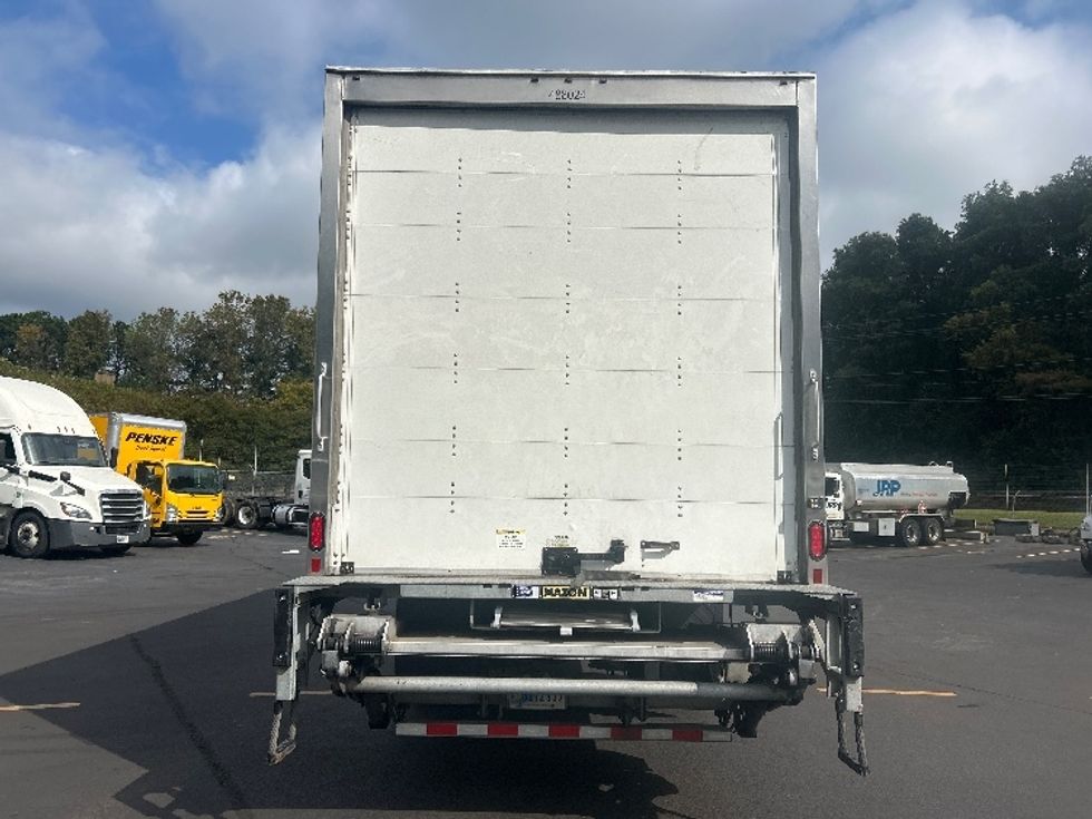 Medium Duty Box Truck-Light and Medium Duty Trucks-International-2022-MV607-Norcross-GA-140,350\n\t\tmiles-$ 71,500 - Image 7