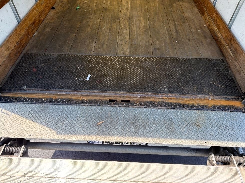 Medium Duty Box Truck-Light and Medium Duty Trucks-International-2022-MV607-Norcross-GA-150,007\n\t\tmiles-$ 64,000 - Image 10