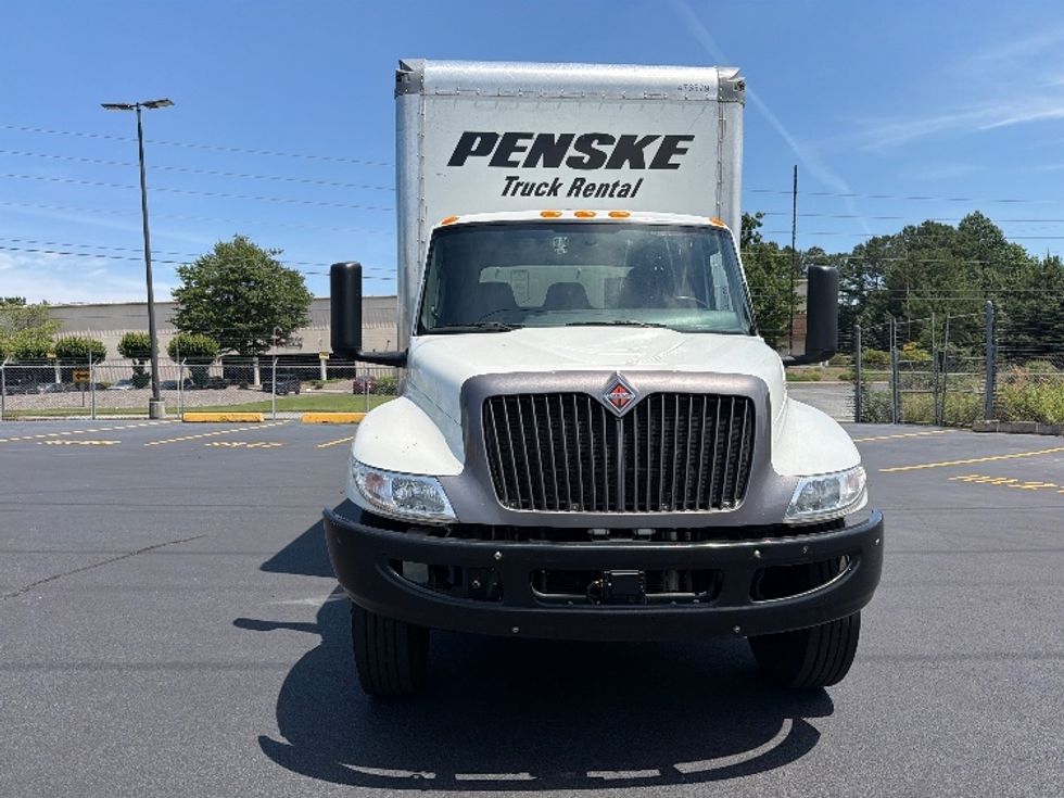 Medium Duty Box Truck-Light and Medium Duty Trucks-International-2022-MV607-Norcross-GA-150,007\n\t\tmiles-$ 64,000 - Image 2