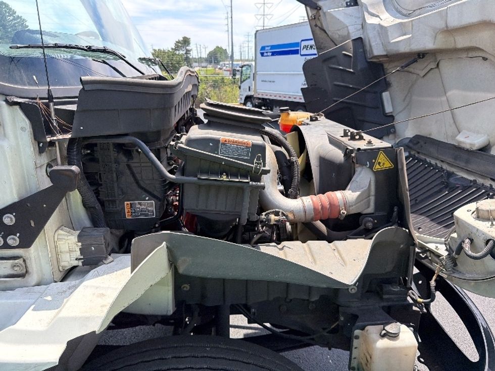 Medium Duty Box Truck-Light and Medium Duty Trucks-International-2022-MV607-Norcross-GA-150,007\n\t\tmiles-$ 64,000 - Image 23