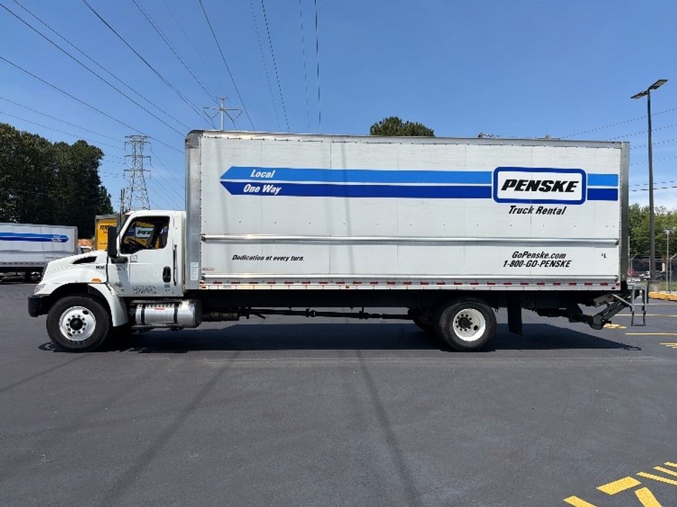 Medium Duty Box Truck-Light and Medium Duty Trucks-International-2022-MV607-Norcross-GA-150,007\n\t\tmiles-$ 64,000 - Image 4