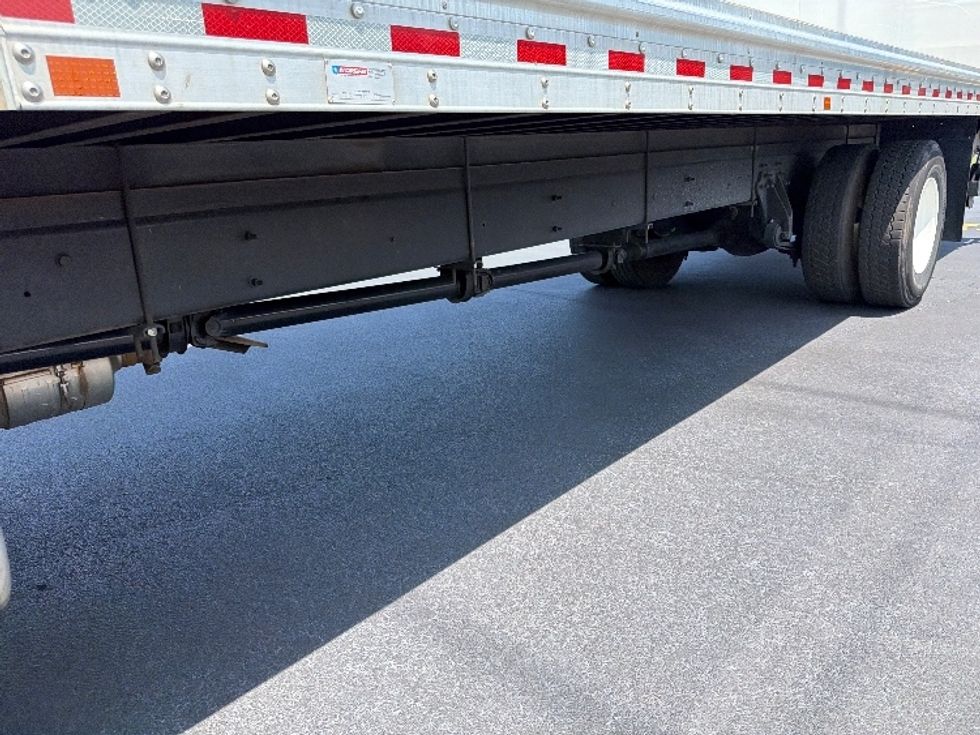 Medium Duty Box Truck-Light and Medium Duty Trucks-International-2022-MV607-Norcross-GA-150,007\n\t\tmiles-$ 64,000 - Image 5