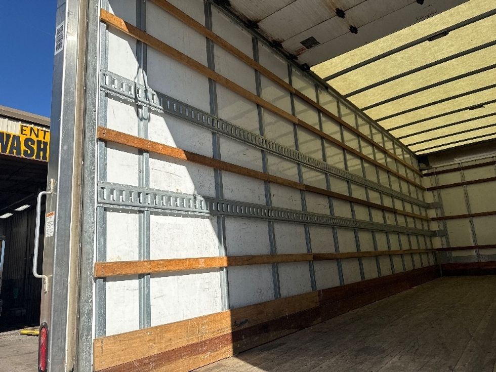 Medium Duty Box Truck-Light and Medium Duty Trucks-International-2022-MV607-Norcross-GA-230,669\n\t\tmiles-$ 54,500 - Image 11