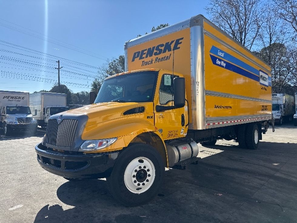 Medium Duty Box Truck-Light and Medium Duty Trucks-International-2022-MV607-Norcross-GA-230,669\n\t\tmiles-$ 54,500 - Image 3