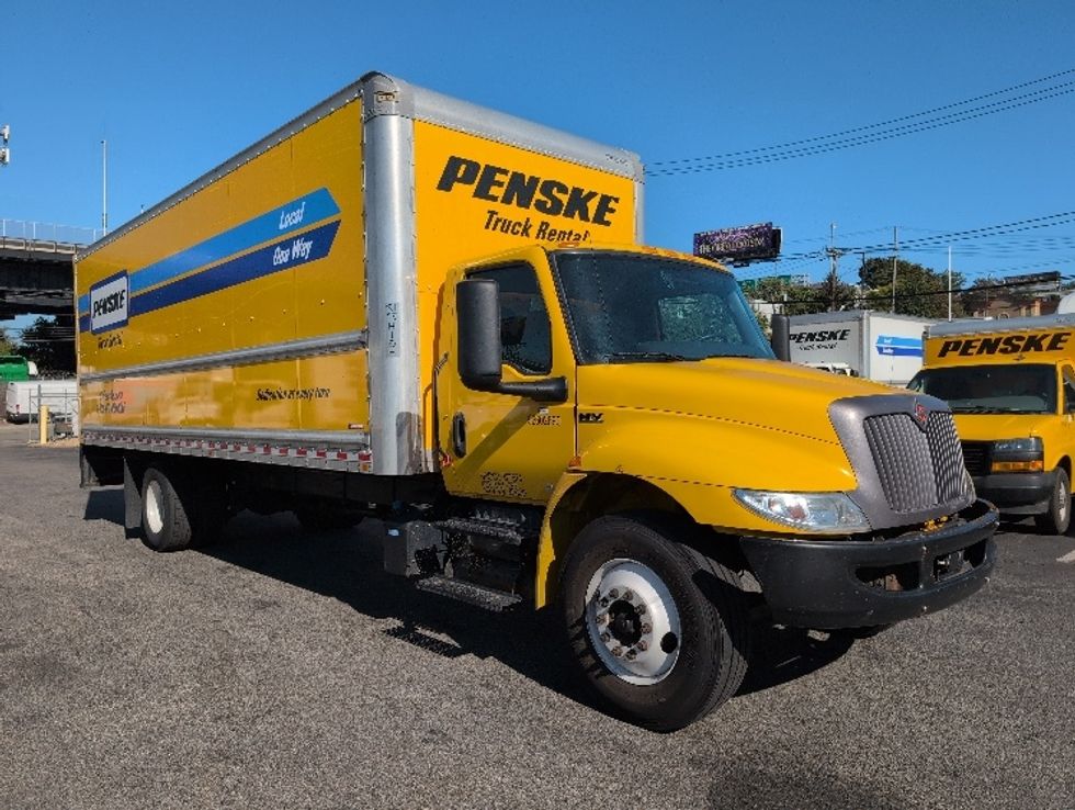 Medium Duty Box Truck-Light and Medium Duty Trucks-International-2022-MV607-North Bergen-NJ-235,615\n\t\tmiles-$ 39,500 - Image 1