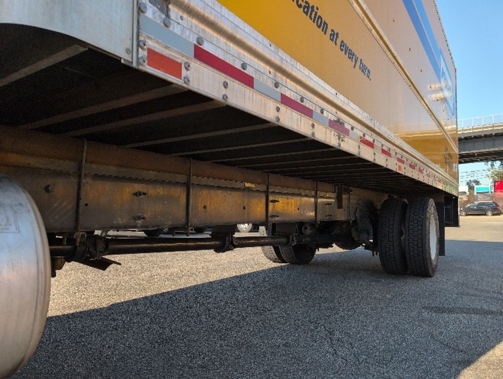 Medium Duty Box Truck-Light and Medium Duty Trucks-International-2022-MV607-North Bergen-NJ-235,615\n\t\tmiles-$ 39,500 - Image 5