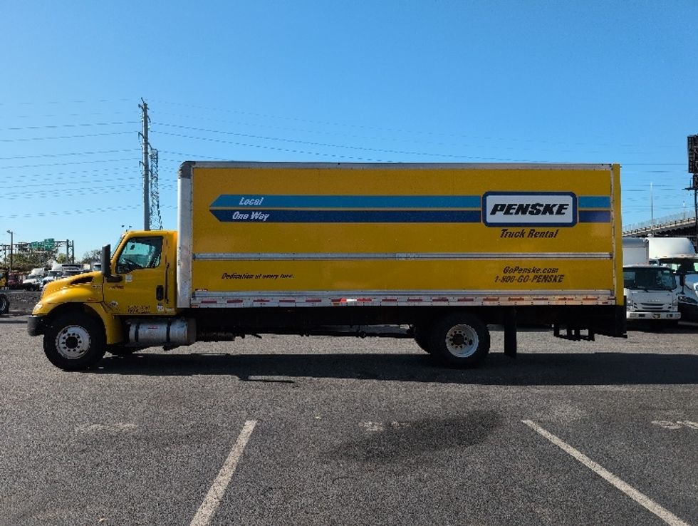 Medium Duty Box Truck-Light and Medium Duty Trucks-International-2022-MV607-North Bergen-NJ-235,615\n\t\tmiles-$ 39,500 - Image 4