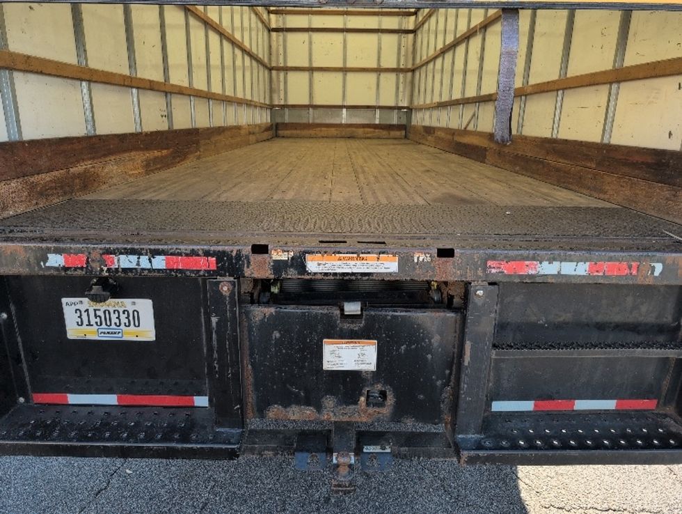 Medium Duty Box Truck-Light and Medium Duty Trucks-International-2022-MV607-North Bergen-NJ-235,615\n\t\tmiles-$ 39,500 - Image 10