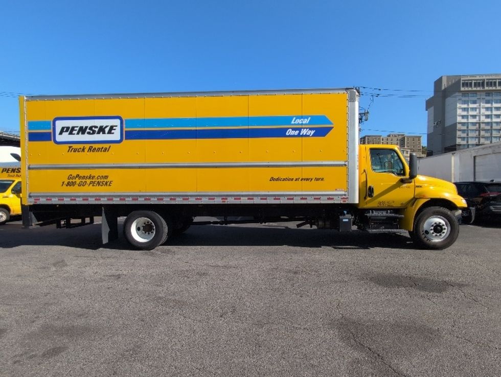 Medium Duty Box Truck-Light and Medium Duty Trucks-International-2022-MV607-North Bergen-NJ-235,615\n\t\tmiles-$ 39,500 - Image 15