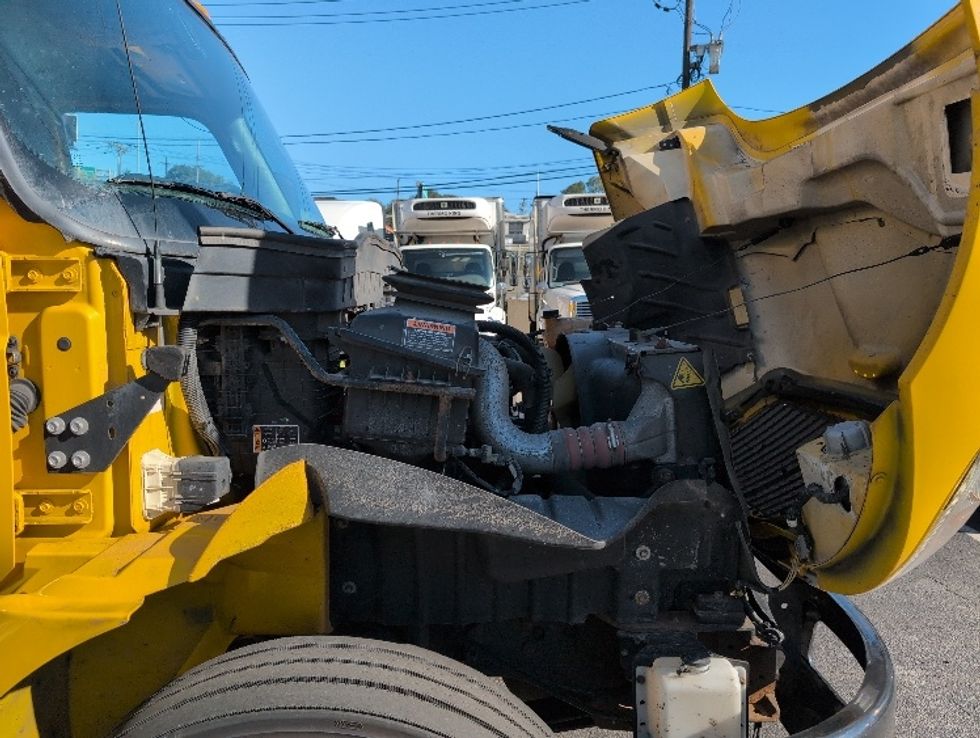 Medium Duty Box Truck-Light and Medium Duty Trucks-International-2022-MV607-North Bergen-NJ-235,615\n\t\tmiles-$ 39,500 - Image 23