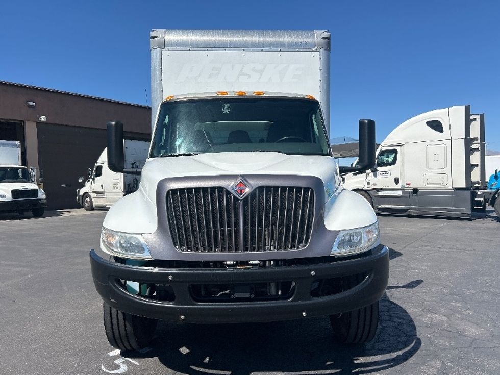 Medium Duty Box Truck-Light and Medium Duty Trucks-International-2022-MV607-North Las Vegas-NV-239,056\n\t\tmiles-$ 43,250 - Image 2