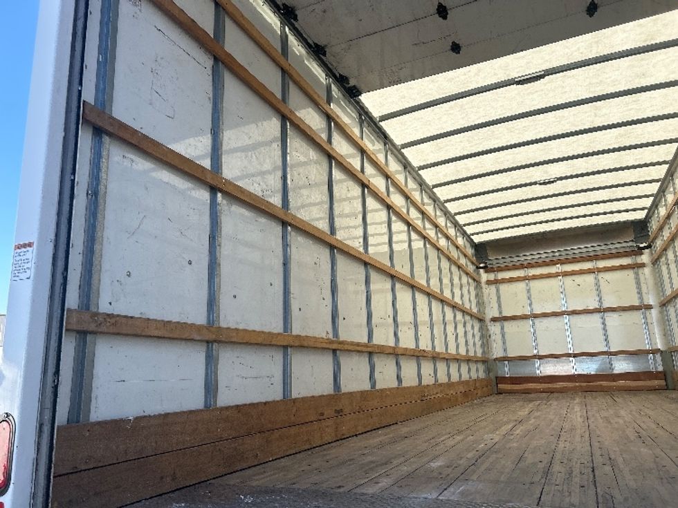 Medium Duty Box Truck-Light and Medium Duty Trucks-International-2022-MV607-North Las Vegas-NV-239,056\n\t\tmiles-$ 43,250 - Image 10