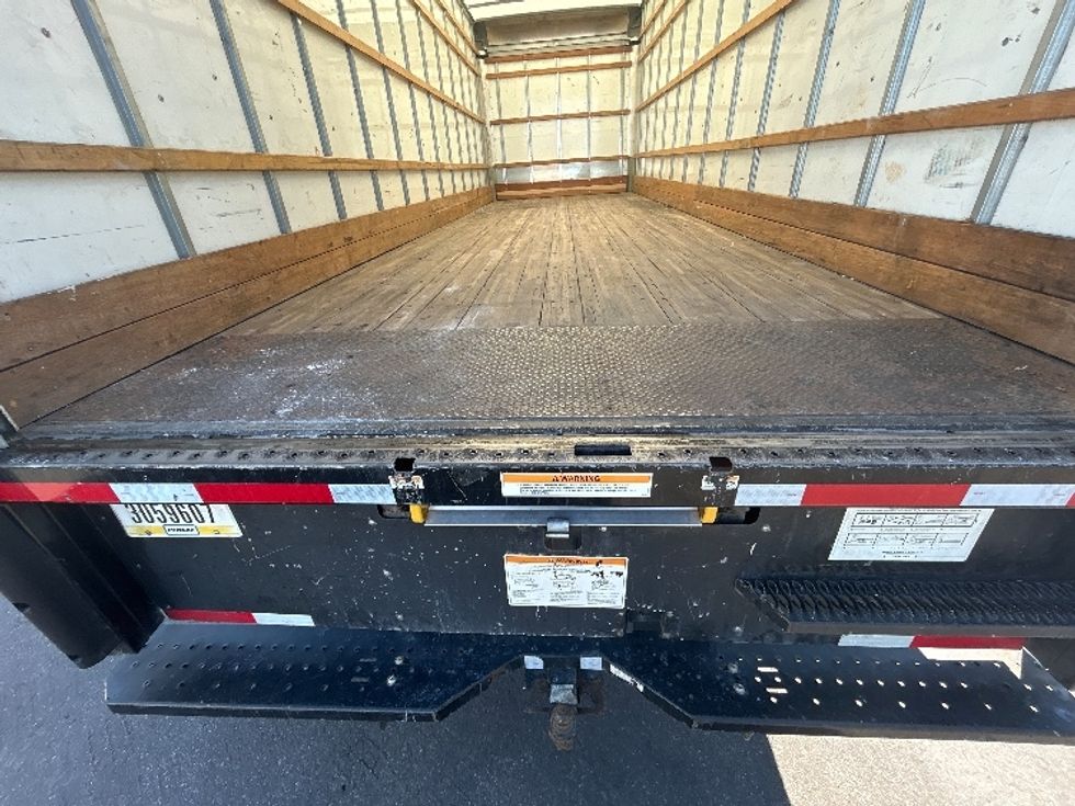 Medium Duty Box Truck-Light and Medium Duty Trucks-International-2022-MV607-North Las Vegas-NV-239,056\n\t\tmiles-$ 43,250 - Image 9