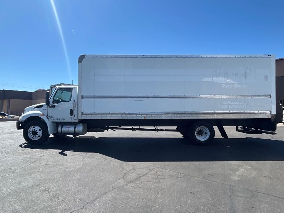Medium Duty Box Truck-Light and Medium Duty Trucks-International-2022-MV607-North Las Vegas-NV-239,056\n\t\tmiles-$ 43,250 - Image 4