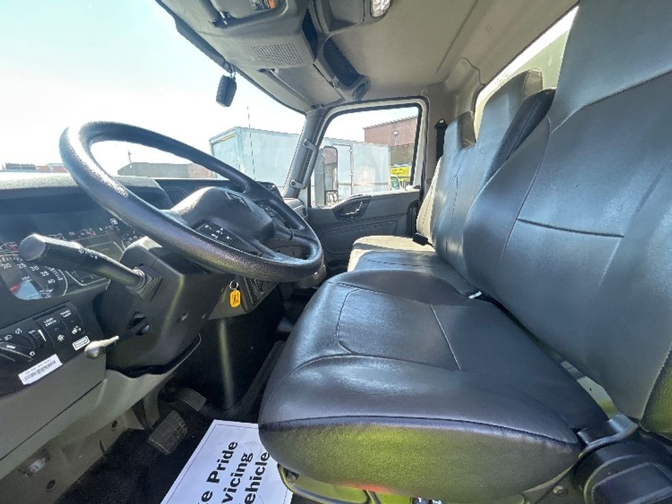 Medium Duty Box Truck-Light and Medium Duty Trucks-International-2022-MV607-North Las Vegas-NV-239,056\n\t\tmiles-$ 43,250 - Image 16