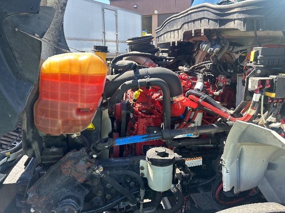 Medium Duty Box Truck-Light and Medium Duty Trucks-International-2022-MV607-North Las Vegas-NV-239,056\n\t\tmiles-$ 43,250 - Image 23