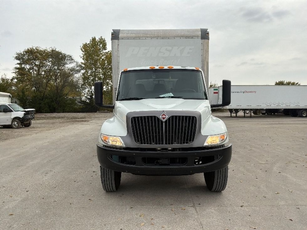 Medium Duty Box Truck-Light and Medium Duty Trucks-International-2022-MV607-North Liberty-IA-217,528\n\t\tmiles-$ 47,000 - Image 2