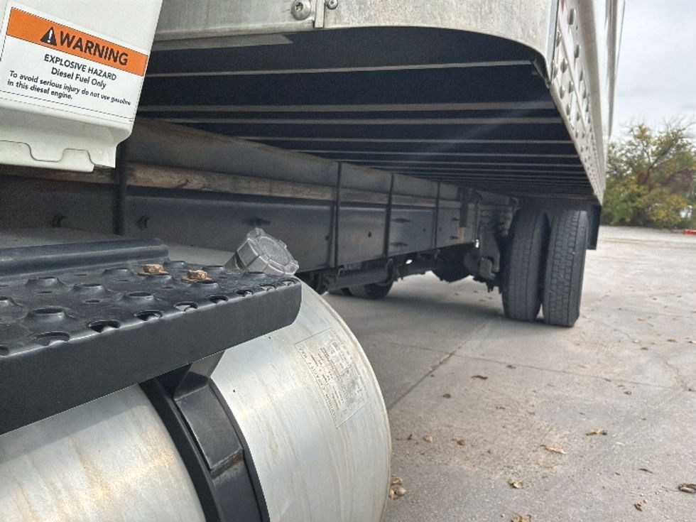 Medium Duty Box Truck-Light and Medium Duty Trucks-International-2022-MV607-North Liberty-IA-217,528\n\t\tmiles-$ 47,000 - Image 5