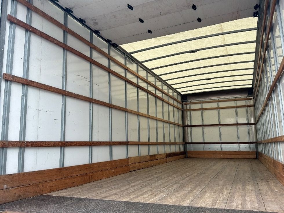 Medium Duty Box Truck-Light and Medium Duty Trucks-International-2022-MV607-North Liberty-IA-217,528\n\t\tmiles-$ 47,000 - Image 11