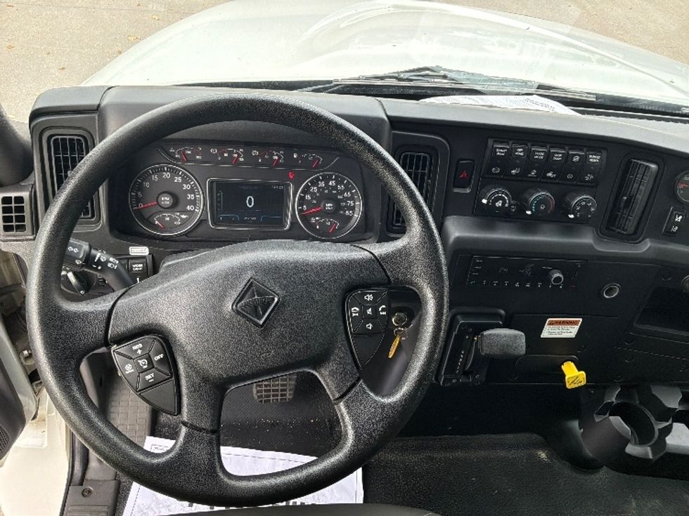 Medium Duty Box Truck-Light and Medium Duty Trucks-International-2022-MV607-North Liberty-IA-217,528\n\t\tmiles-$ 47,000 - Image 18