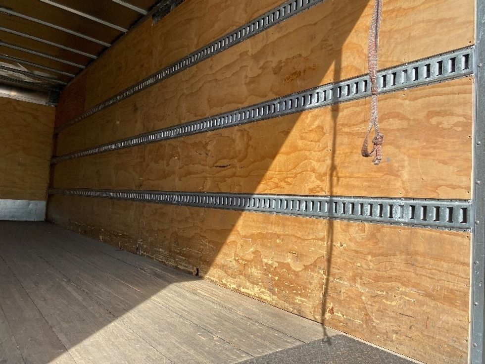 Medium Duty Box Truck-Light and Medium Duty Trucks-International-2022-MV607-Ocala-FL-118,448\n\t\tmiles-$ 64,500 - Image 12
