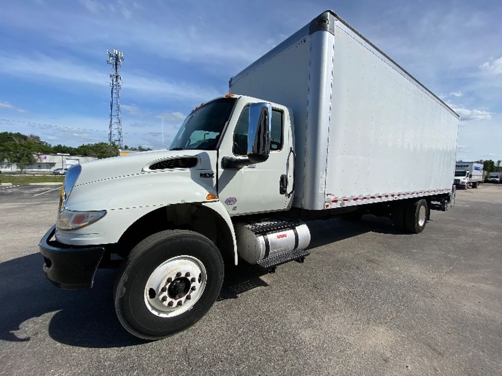 Medium Duty Box Truck-Light and Medium Duty Trucks-International-2022-MV607-Ocala-FL-118,448\n\t\tmiles-$ 64,500 - Image 3