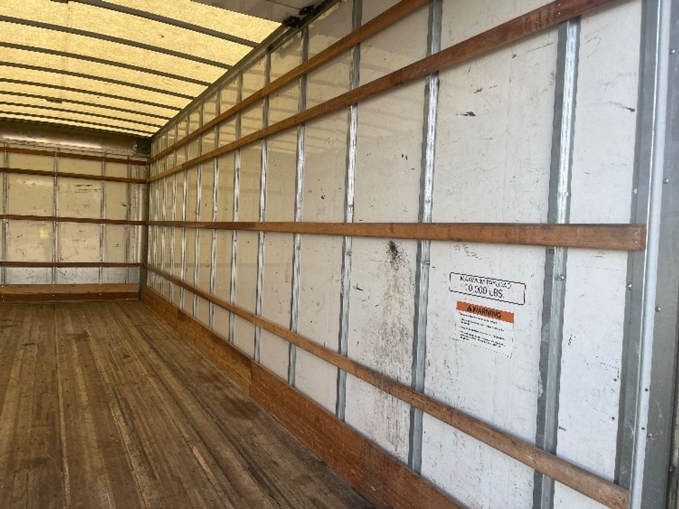 Medium Duty Box Truck-Light and Medium Duty Trucks-International-2022-MV607-Ocala-FL-259,462\n\t\tmiles-$ 34,000 - Image 12