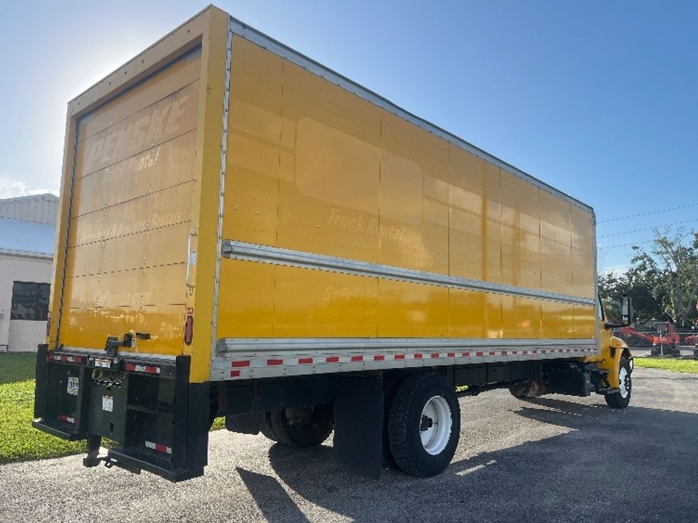 Medium Duty Box Truck-Light and Medium Duty Trucks-International-2022-MV607-Ocala-FL-259,462\n\t\tmiles-$ 34,000 - Image 13