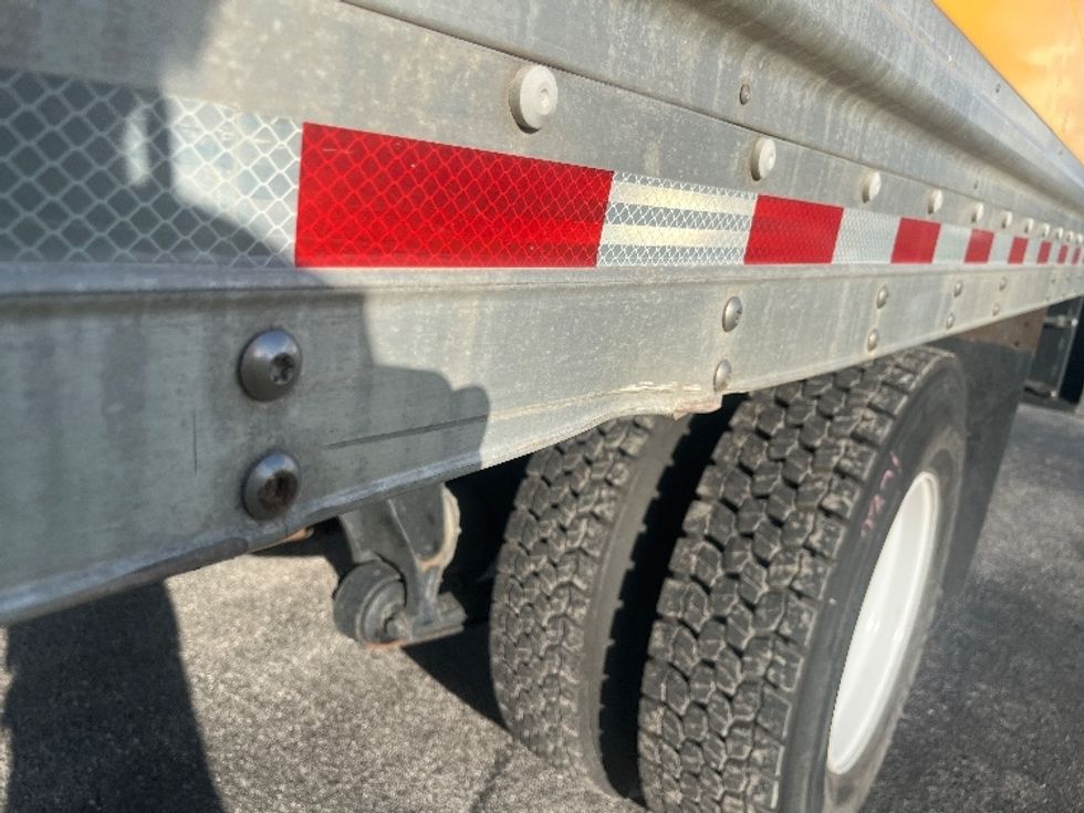 Medium Duty Box Truck-Light and Medium Duty Trucks-International-2022-MV607-Ocala-FL-259,462\n\t\tmiles-$ 34,000 - Image 25