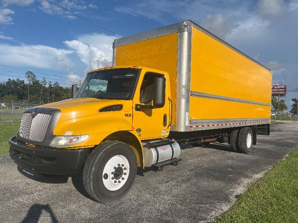 Medium Duty Box Truck-Light and Medium Duty Trucks-International-2022-MV607-Ocala-FL-259,462\n\t\tmiles-$ 34,000 - Image 3