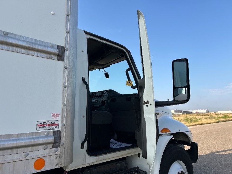 Medium Duty Box Truck-Light and Medium Duty Trucks-International-2022-MV607-Odessa-TX-153,983\n\t\tmiles-$ 63,500 - Image 20